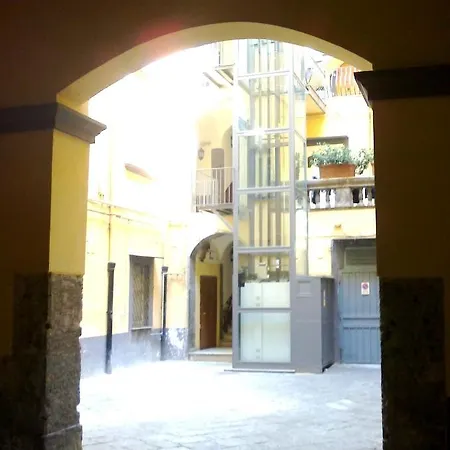 Della Corte * Napels